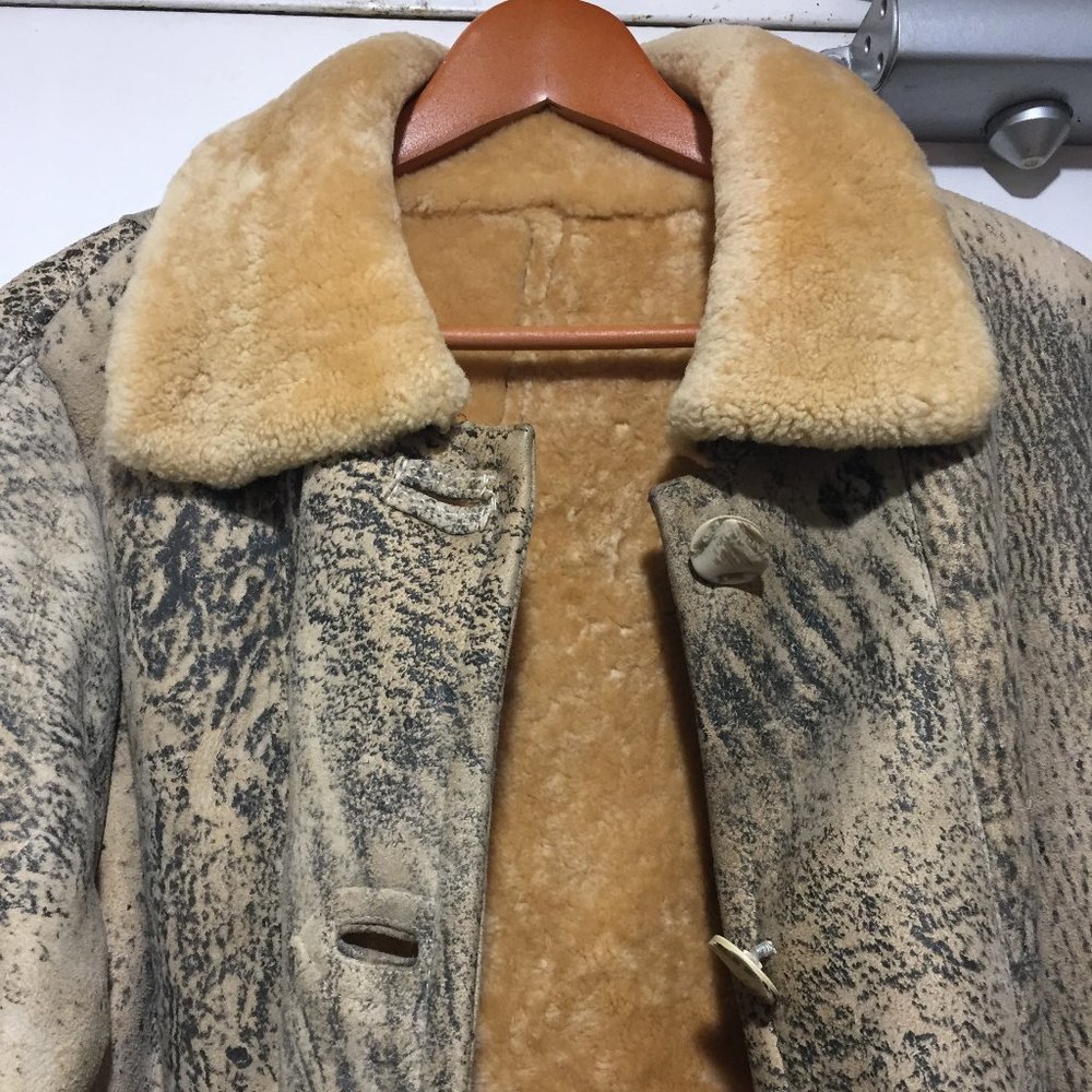 Women's Tan Leather Jacket - Picture 5 of 13